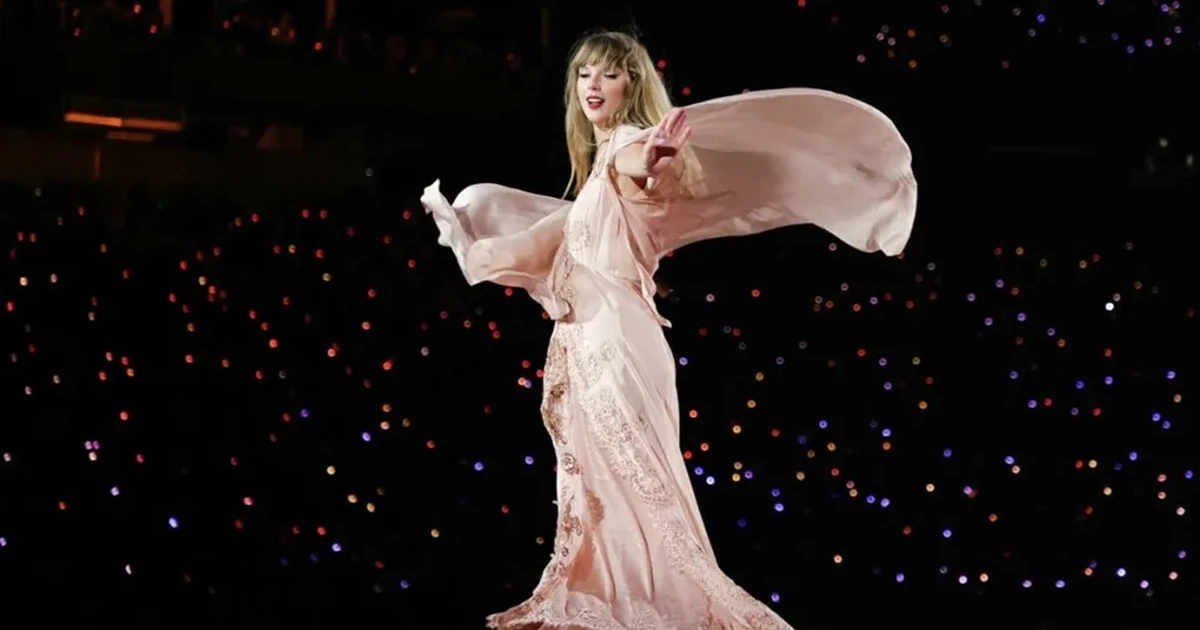 Taylor Swift gặp kiếp nạn với The Eras Tour bị phạt vì concert ồn